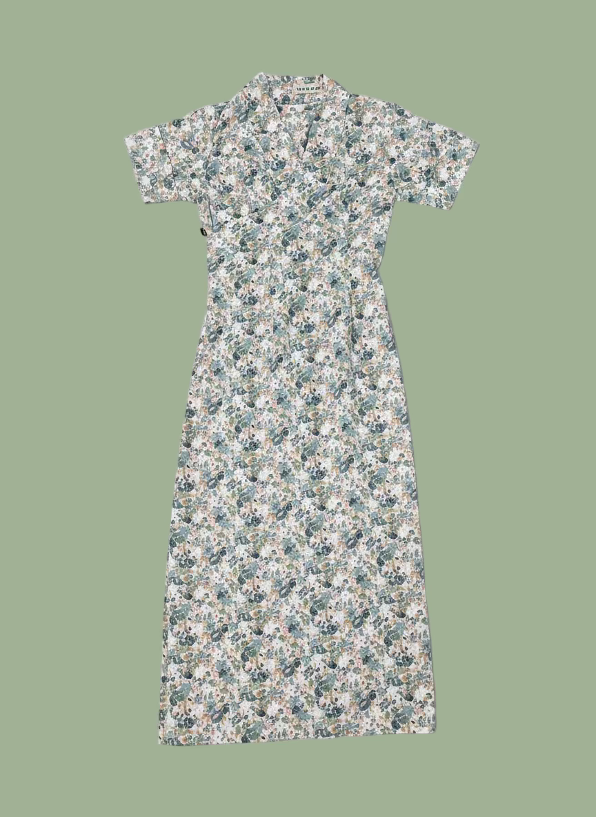 Traditional Tibetan Girl Chupa (Dress)